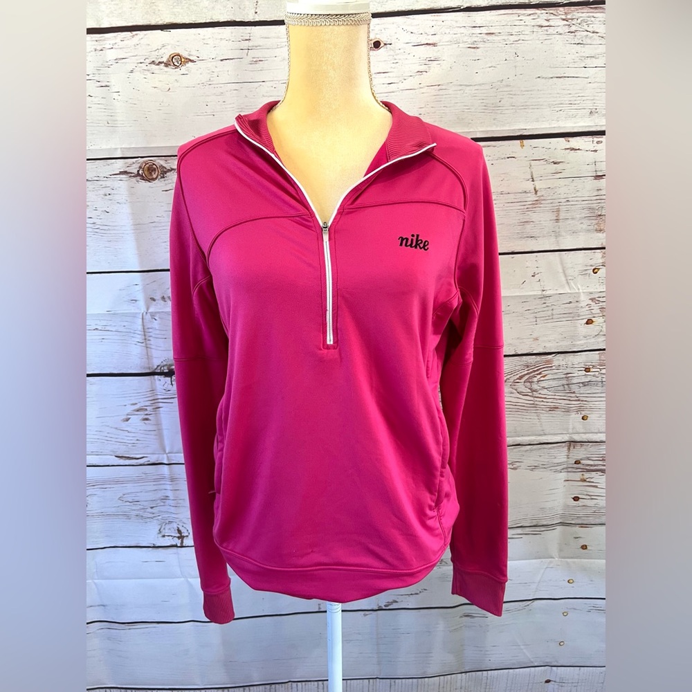 Vintage Nike Woman’s Soft & Stretchy Pink Quarter Zip Pullover Size Medium 8-10
